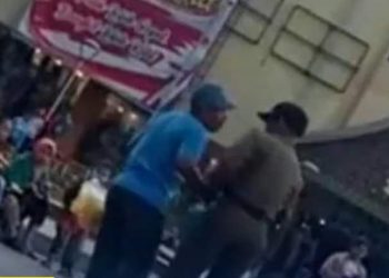 Walikota Bukittinggi Copot Petugas Satpol PP yang Rampas Dagangan Pedagang Keliling