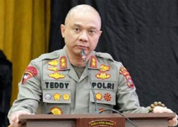 Kapolda Jatim Irjen Teddy Minahasa Ditangkap Terkait Narkoba 
