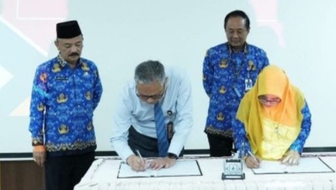 Bank Jambi Tandatangani Perjanjian Kerjasama dengan Dinas PUPR Salurkan Dana Bantuan Program Dumisake