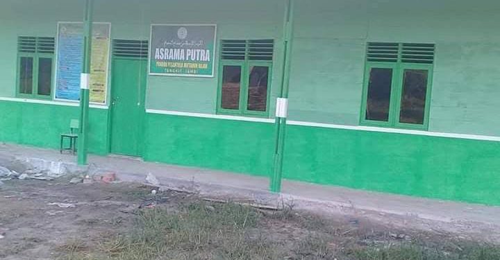 Konflik Internal, Ratusan Santri Ponpes Miftahunnajah Sungai Gelam terlantar
