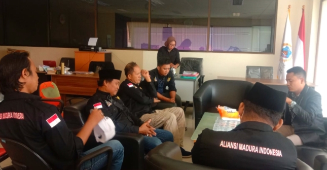 Aliansi Madura Indonesia, Tolak Masa Jabatan Kades 9 Tahun