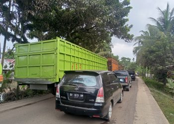 Batubara Kembali Sebabkan Jalan ke Pelabuhan Talang Duku Macet Panjang