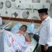 Gubernur Al Haris Jenguk Kapolda Jambi di RS Bhayangkara 
