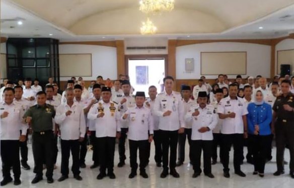 Gubernur Al Haris Hadiri Pelantikan Forum Kades dan DPC APDESI Muaro Jambi 
