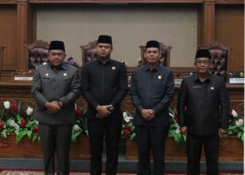Yuli Setia Bakti Pimpin Penyampaian Laporan Hasil Reses Masa Sidang 1 Anggota DPRD