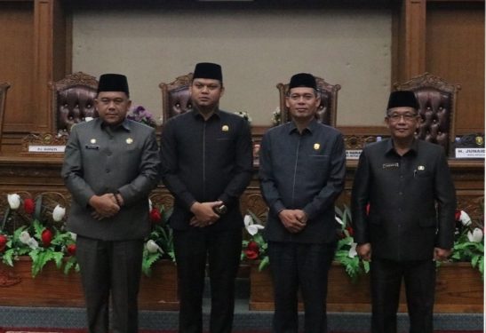 Yuli Setia Bakti Pimpin Penyampaian Laporan Hasil Reses Masa Sidang 1 Anggota DPRD