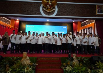 Kukuhkan Pengurus APDESI, Al Haris Sebut Tahun 2023 Jambi Miliki Tiga Agenda Penting