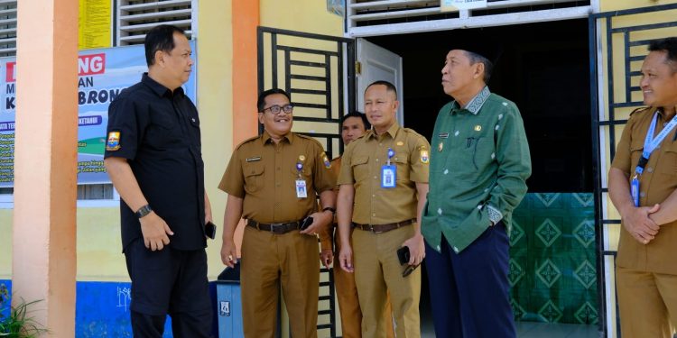 Wagub Abdullah Sani Tinjau Proses Ujian Akhir Tahun  SMA dan SMK di Kerinci