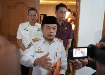 Ikuti Rakor Karhutla Bersama Luhut Panjaitan, Al Haris Nyatakan Tiga Daerah Siaga Karhutla 