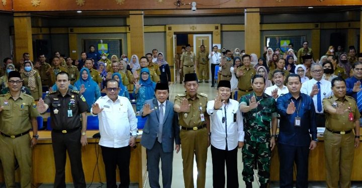 Abdullah Sani Dikukuhkan Gubernur Jambi Sebagai Ketua TPPS
