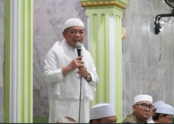 Gubernur Jambi Beri Santunan 449 Guru Ngaji di Seberang Kota Jambi 