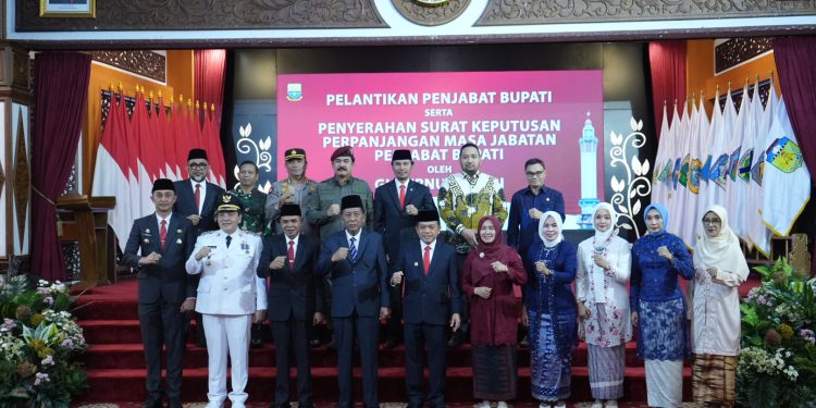 Gubernur Jambi Al Haris Lantik 3 Penjabat Bupati 