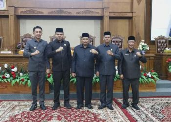 PJ Bupati Hadiri Rapat Paripurna DPRD Muaro Jambi Penyampaian Rekomendasi LKPJ Tahun Anggaran 2022