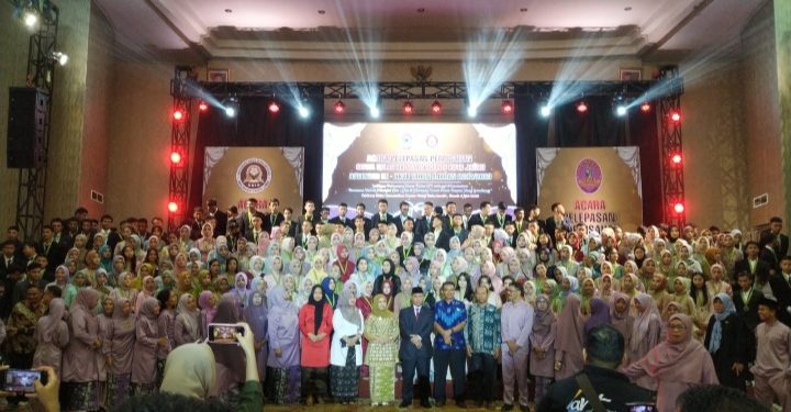Hesnidar Haris Hadiri Perpisahan Siswa SMA Negeri 9 Kota Jambi 