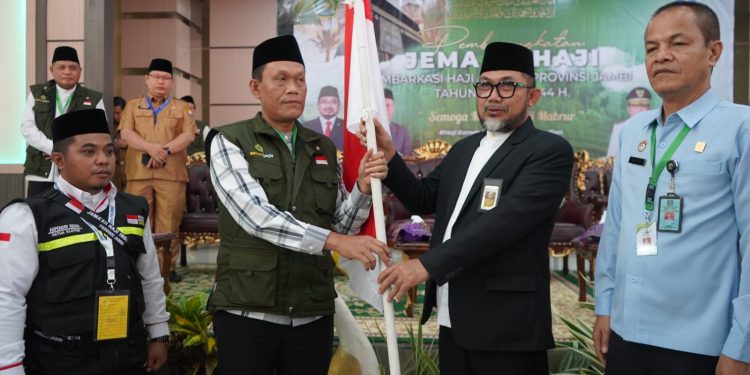Pesan Sudirman Kepada Jemaah Haji : Luruskan Niat, Jaga Kesehatan dan Selalu Kompak Dengan Rombongan