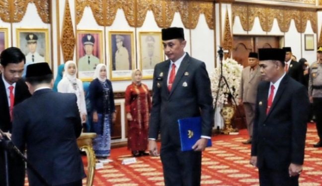 Bachyuni Deliansyah Terima SK Perpanjangan Jabatan Penjabat Bupati Muaro Jambi