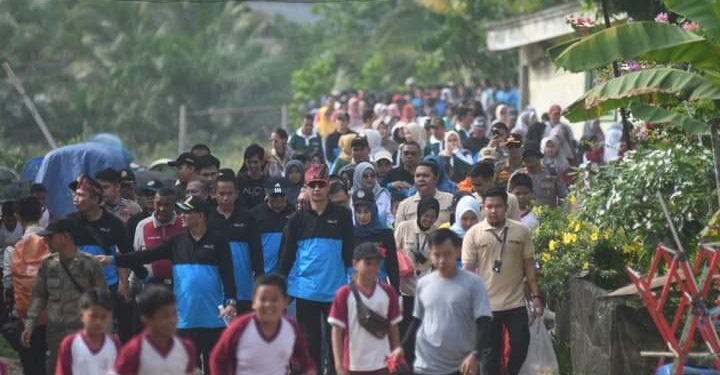 Pemkab Muaro Jambi Menggelar Jalan Santai Untuk Memeriahkan Festival Candi Muaro Jambi Tahun 2023