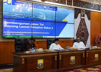 Gubernur Al Haris Pimpin Rakor Pembebasan Lahan untuk Pembangunan Jalan Tol Jambi 