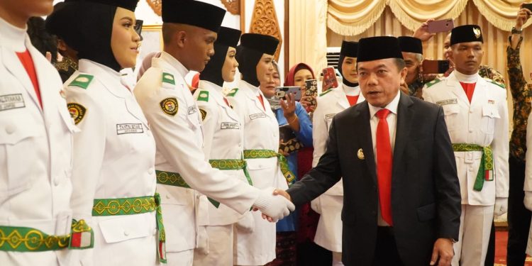 Kukuhkan Paskibraka Provinsi Jambi 2023, Gubernur Al Haris : Bertugas Penuh Semangat dan Cintai Merah Putih