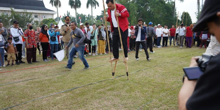 Perkokoh Semangat Kebersamaan Untuk Membangun, Pemprov Jambi Gelar Berbagai Lomba Tradisional