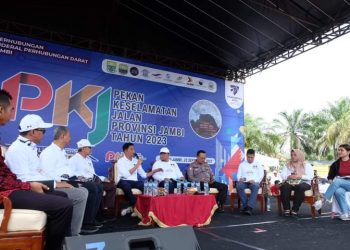 Pemerintah Kabupaten Muaro Jambi Mengelar Senam Sehat di Taman Tugu Tangam Desa Pijoan