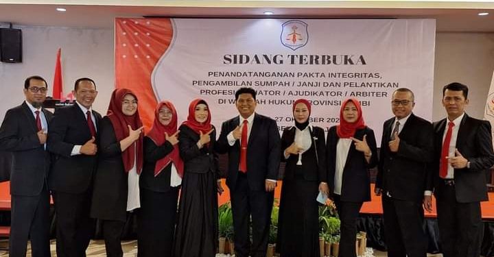 Rahmadhani Hidayat Dilantik Dewan Sengketa Indonesia Sebagai Mediator 