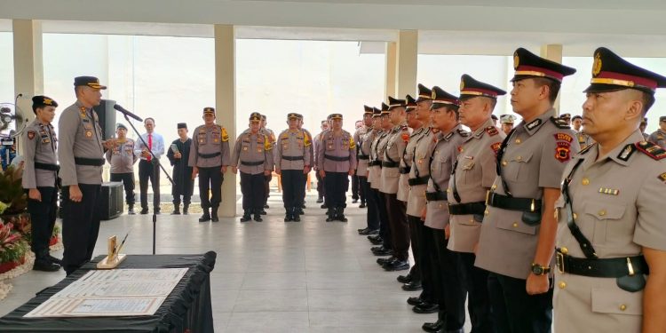 AKBP Bambang Purwanto Pimpin Sertijab Pejabat Utama Polres Batanghari  