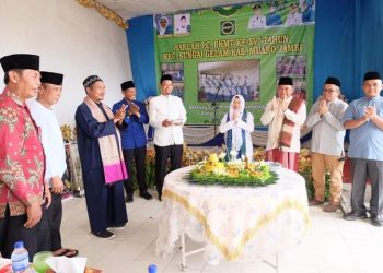 Sekda Budhi Hartono Hadiri HUT Ke-16 BKMT Kecamatan Sungaigelam