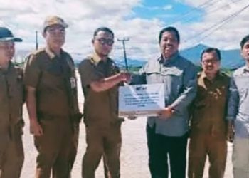 PT KMH Serahkan Jalan Rabat Beton Senilai 600 Juta ke Pemkot Sungai Penuh