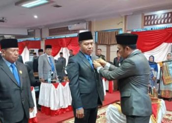 Lendra Wijaya Pimpin Paripurna Pengambilan Sumpah PAW Anggota DPRD Kota Sungai Penuh Sisa Masa Jabatan 2009-2024