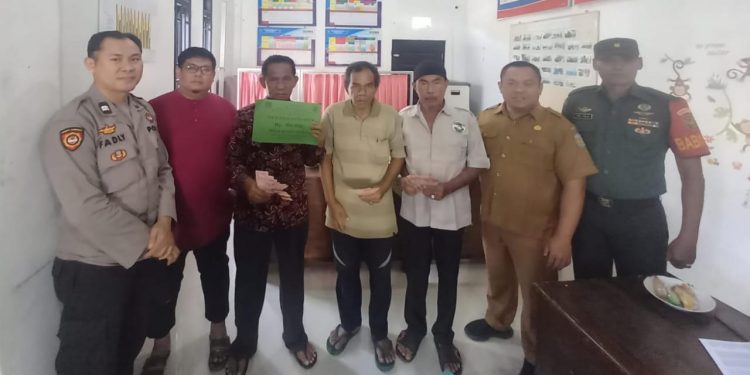 Pemdes Koto Tinggi Kembali Salurkan BLT- DD Tahap Empat Tahun 2023