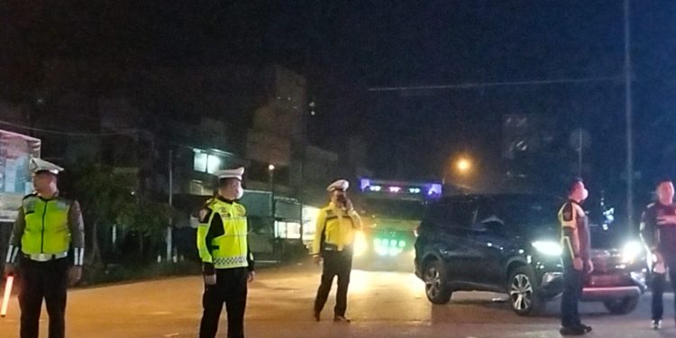 Sistem Buka Tutup Jalan Rigit Beton Sebabkan Arus Mudik H-2 Nataru Macet Parah