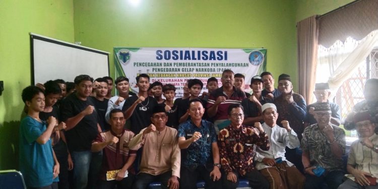 Wujudkan Generasi Tanpa Narkoba, Lurah Pasar Muara Tembesi Gandeng BNNK Batanghari Sosialisasikan P4GN