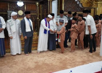 Gelar Dzikir Akhir Tahun, Gubernur Al Haris Tuai Pujian 