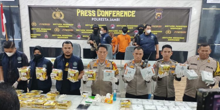 Satresnarkoba Polresta Jambi Ungkap Peredaran Narkotika Jenis Sabu Sebanyak 52,4 Kg Jaringan Internasional