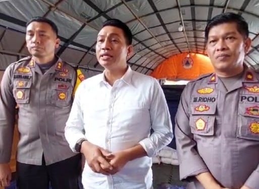 Kapolres AKBP Bambang Purwanto Dampingi Bupati Batanghari Tinjau Kesiapan Bantuan Pangan Korban Banjir 