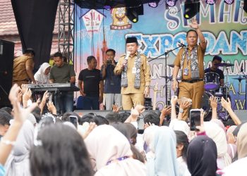 Gubernur Al Haris Dorong Kreativitas, Inovasi dan Kreasi Siswa-Siswi SMA Negeri 11 Kota Jambi