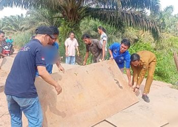 Oprit Jembatan Tanjung Nangko Amblas, Truk Bermuatan Dilarang Melintas 