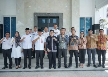 Sekda Budhi Hartono Terima Kunjungan Perwakilan BPK RI 