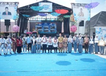 Gubernur Al Haris Motivasi Siswa-Siswi SMA Negeri 2 Muaro Jambi Jangan Kalah Dengan SMA Lain