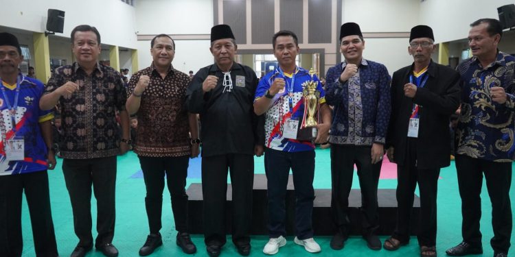 Wagub Abdullah Sani Hadiri Penutupan Kejuaraan Pencak Silat PSHT Open Piala Gubernur Jambi 