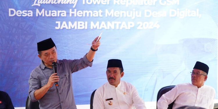 Gubernur Al Haris Launching Repeater GSM di Kawasan Muara Hemat 