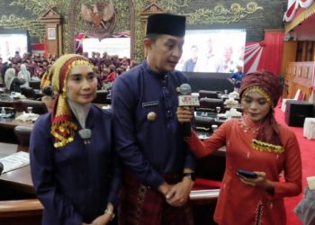 Pj Bupati Muaro Jambi Hadiri Rapat DPRD Provinsi Jambi Dalam Rangka Peringatan HUT Provinsi Jambi