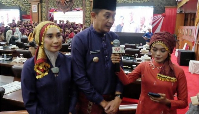 Pj Bupati Muaro Jambi Hadiri Rapat DPRD Provinsi Jambi Dalam Rangka Peringatan HUT Provinsi Jambi