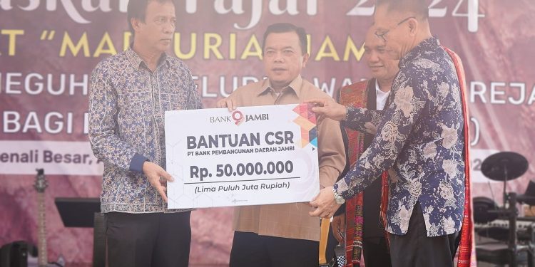 Kado Paskah, Gubernur Al Haris Bantu Pembangunan GPIB Marturia 2 Jambi