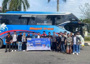 Wakili Gubernur Jambi, Staf Ahli dan Kadis Kominfo Sambut Kepulangan Mahasiswa Jambi Yang Menimba Ilmu di Perantauan