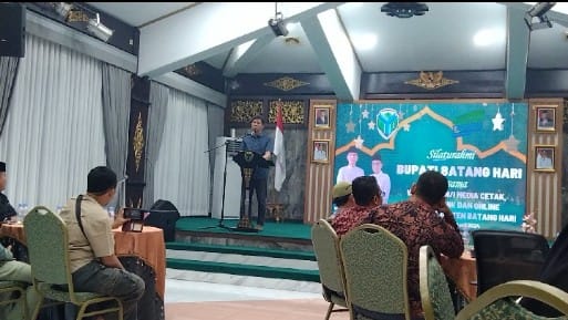 Penuh Keakraban, Ini Pesan Bupati Batanghari Fadhil Arif Saat Halal Bihalal Dengan Insan Pers
