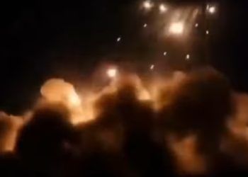 Ratusan Rudal dan Drone Iran Serang Israel 