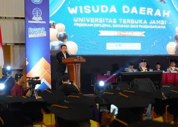 Gubernur Al Haris: UT Pelopor Pendidikan Jarak Jauh dan Merdeka Belajar