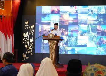 Lepas 87 Calon Jamaah Haji Plus PT. Arminareka Perdana, Pesan Gubernur Al Haris: Gunakan Waktu Untuk Ibadah Sebaik-baiknya